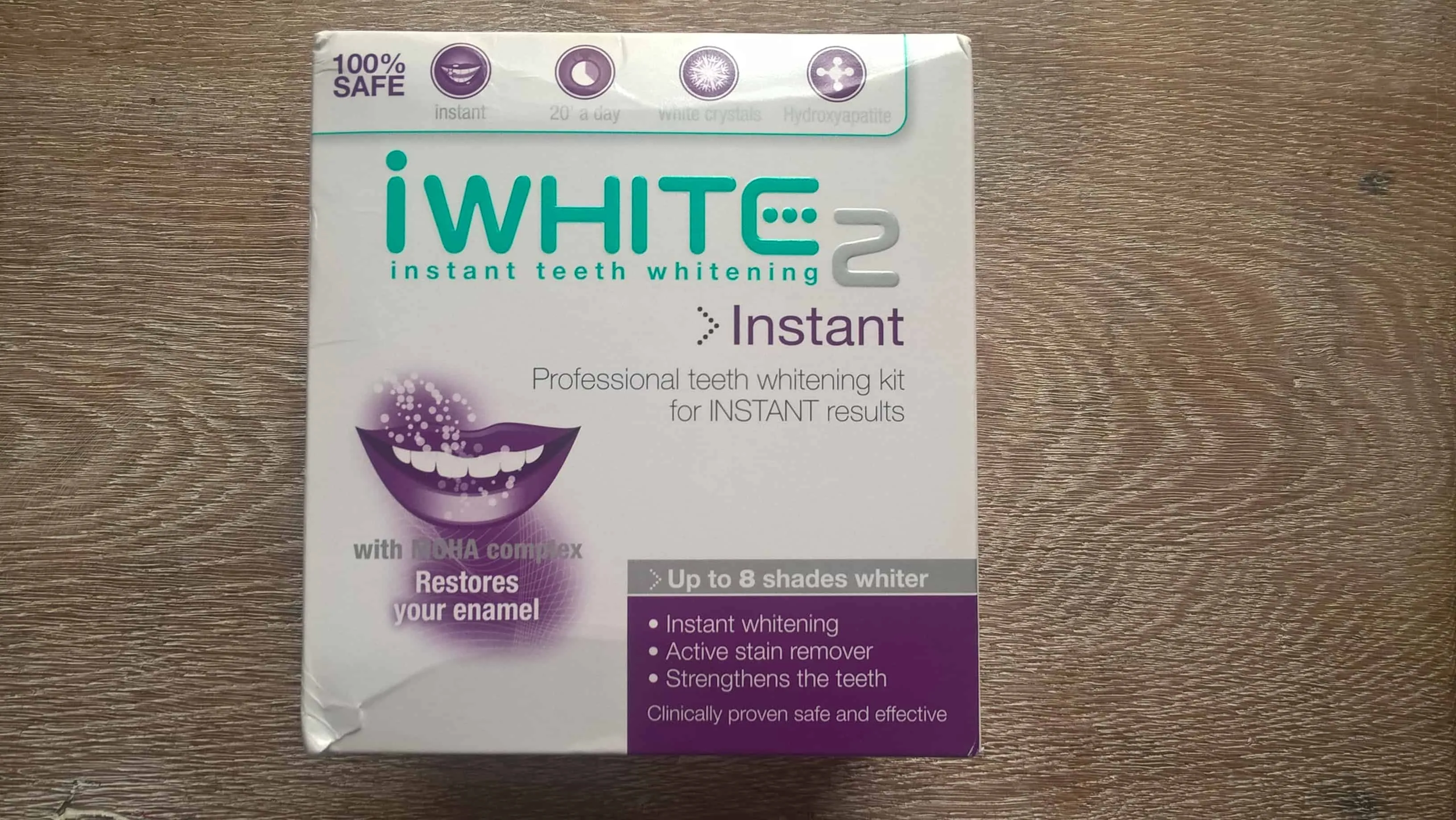 34255 user applying toothpaste