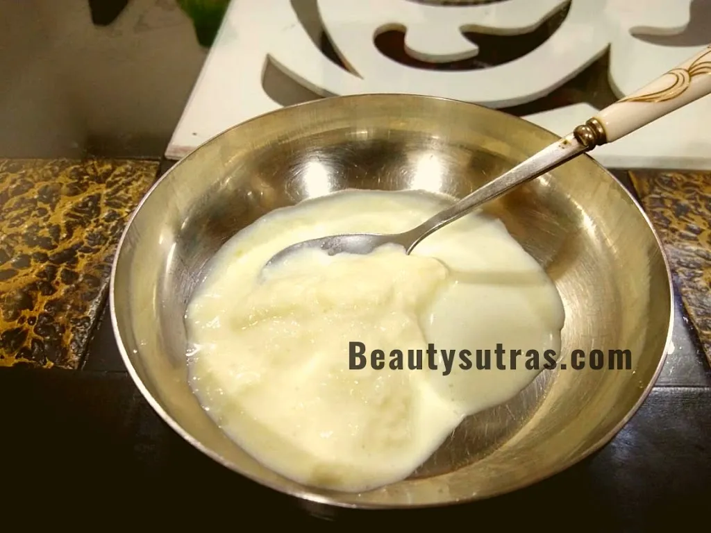 /img/34622-baking-soda-mask.webp