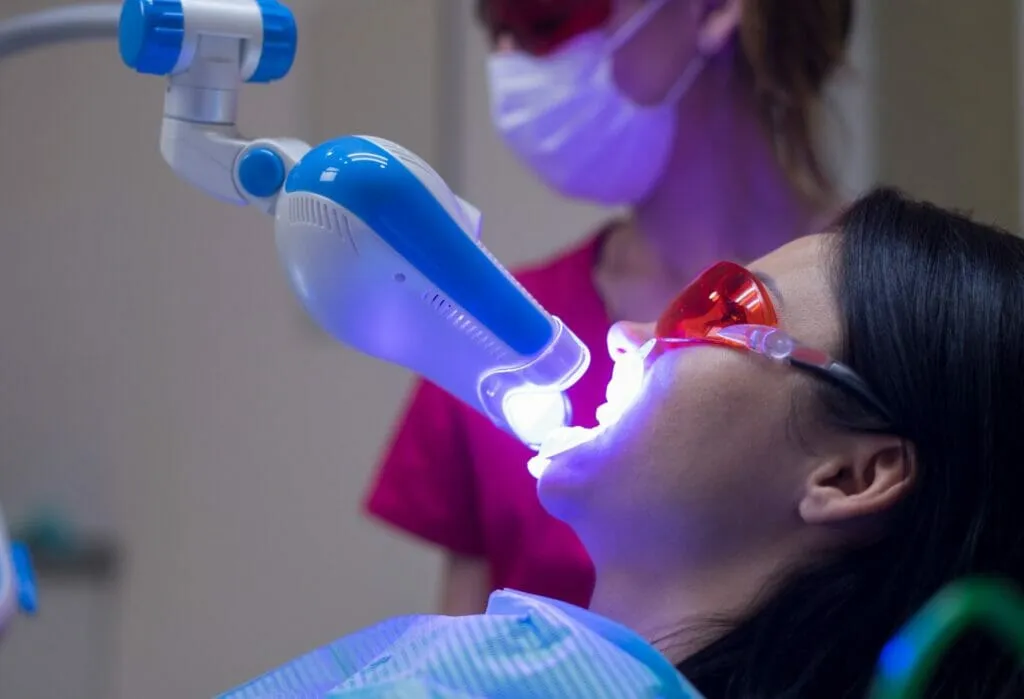 /img/34642-teeth-whitening-hampshire-brushing-teeth.webp