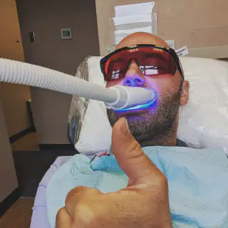 /img/34810-teeth-whitening-appointment.webp